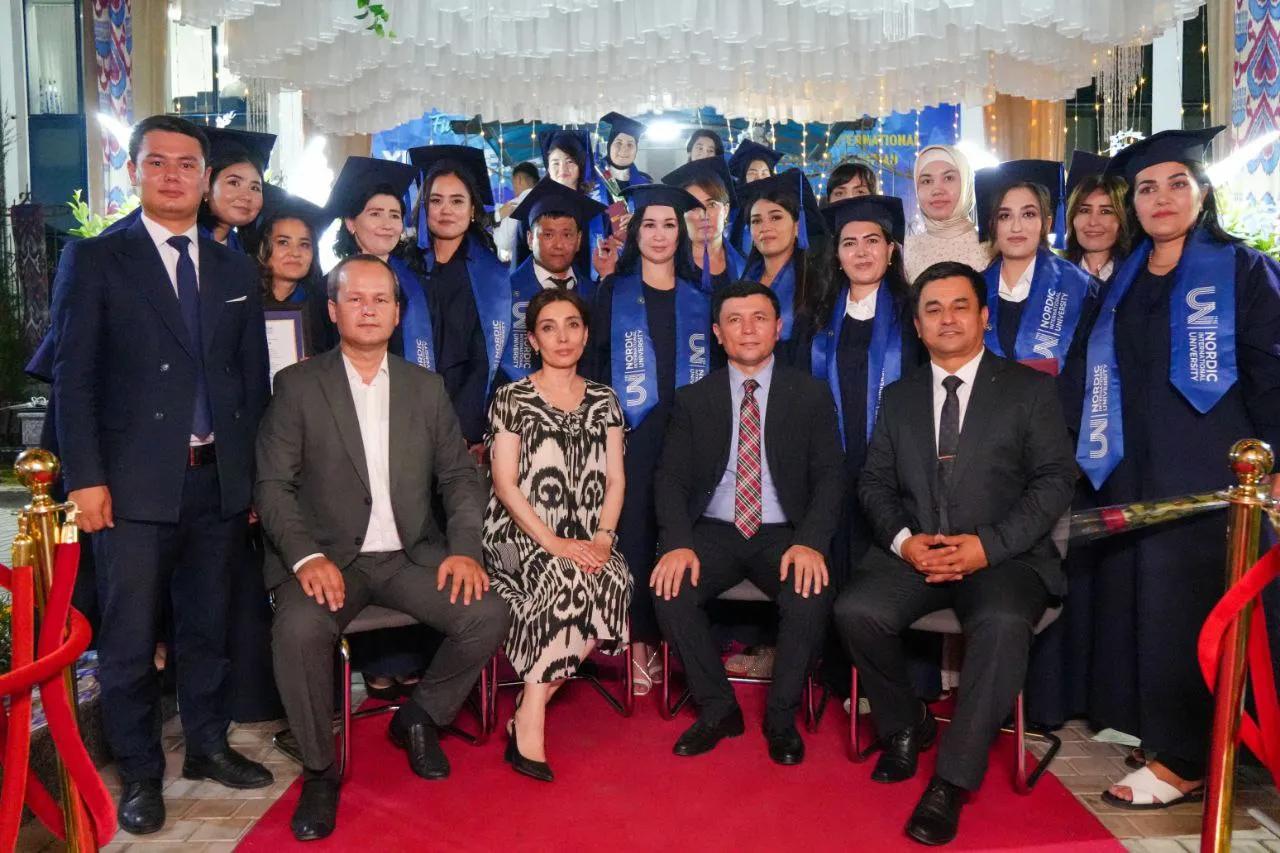 Graduated: endi ular magistr!