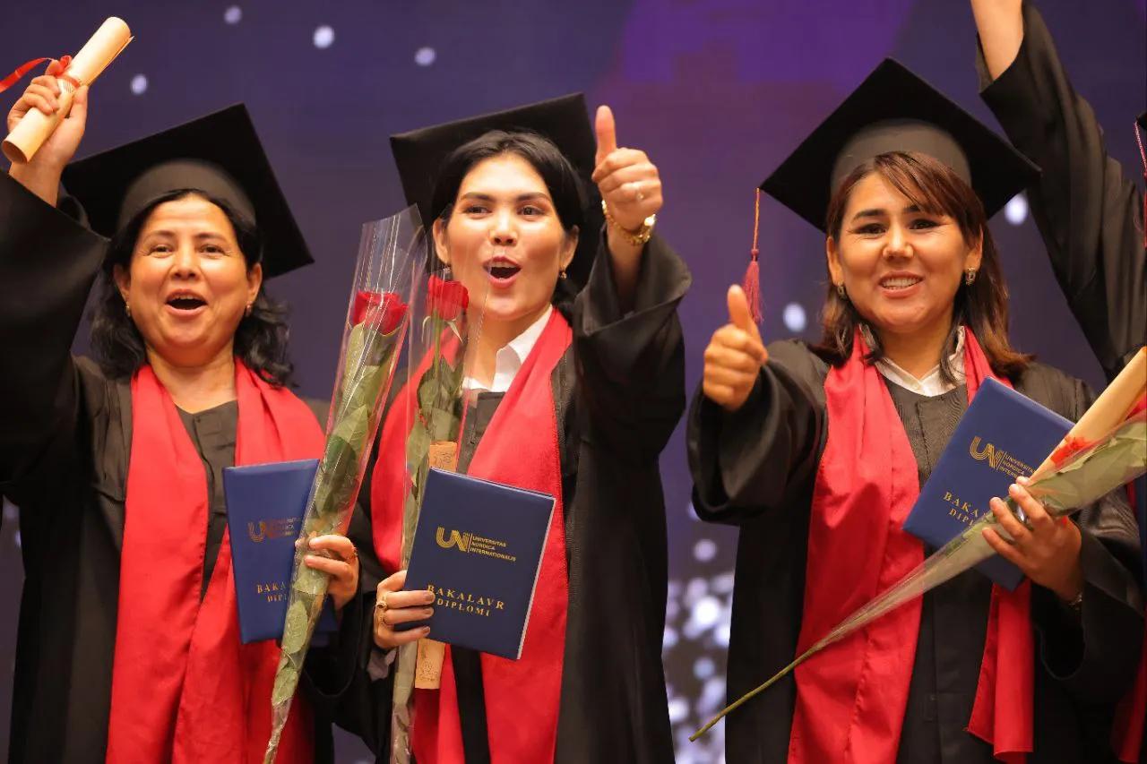 "Bitiruvchi-2025" tantanasi: katta hayot sari yangi qadamlar!